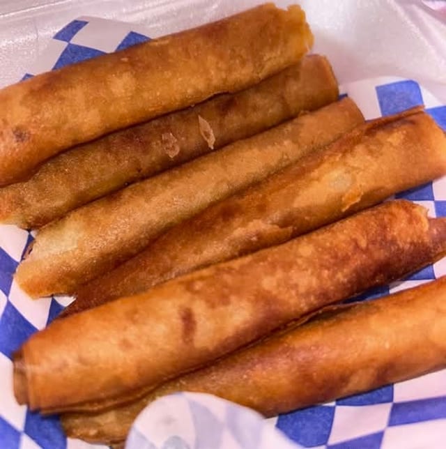 Lumpia.